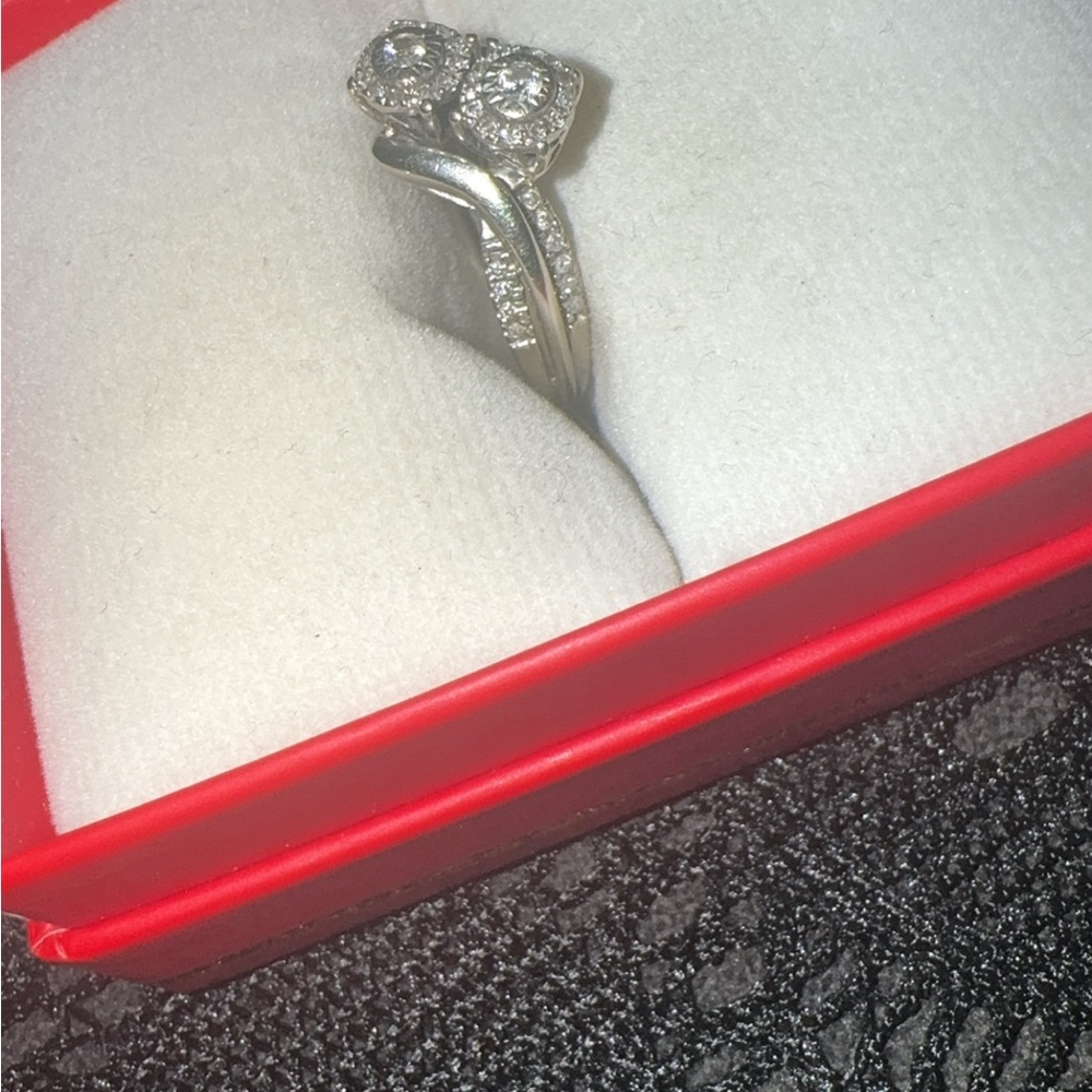 Elegant Silver Double Stone Ring - image 4